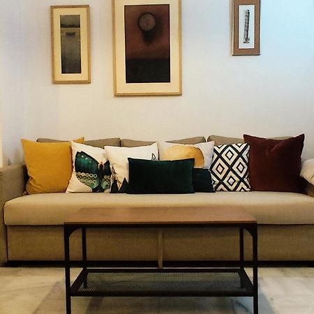Apartamento San Luis. Plaza De Parking Gratis!!! Sevilha Exterior foto