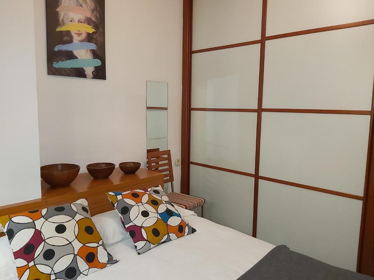 Apartamento San Luis. Plaza De Parking Gratis!!! Sevilha Exterior foto
