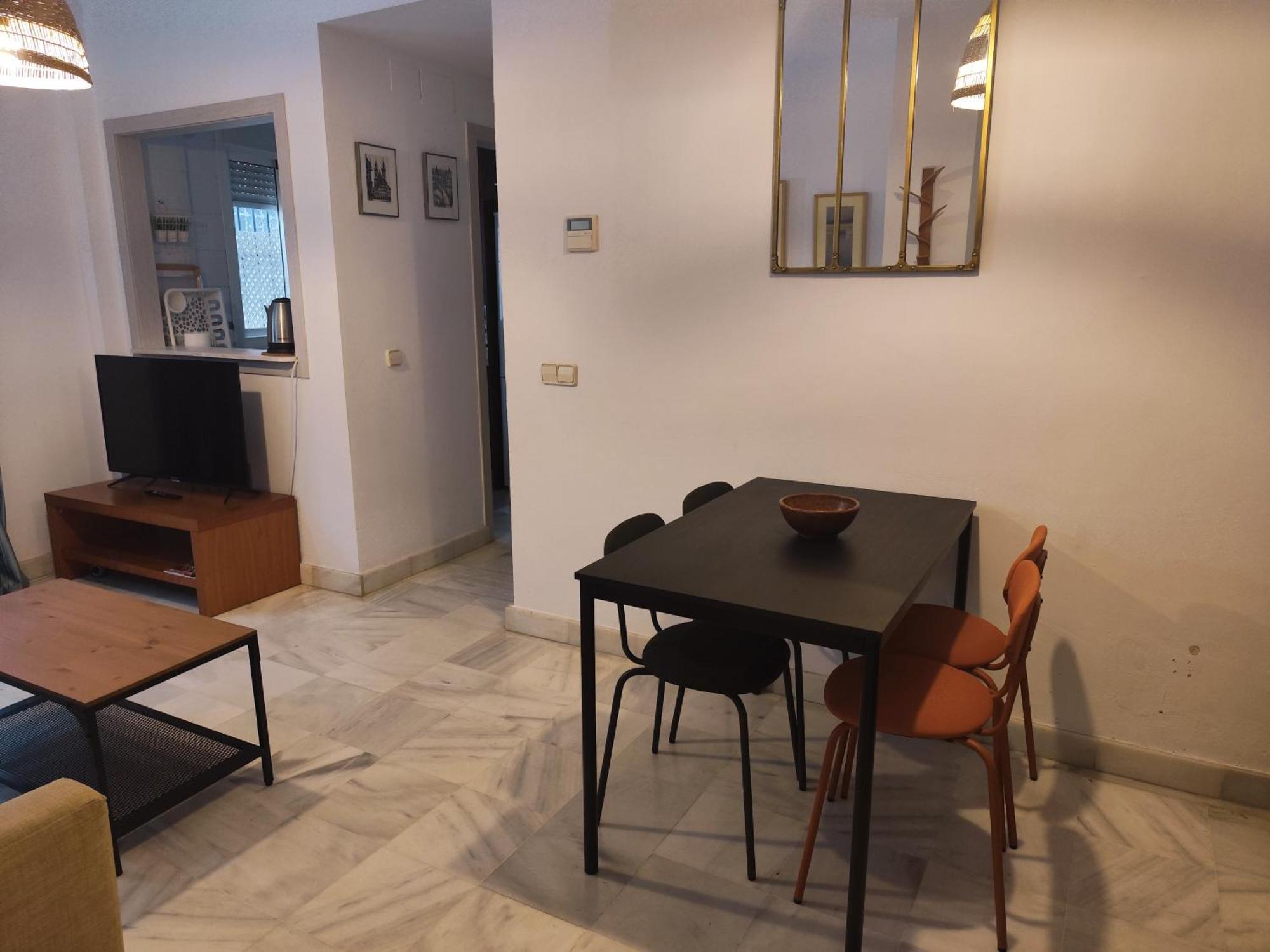 Apartamento San Luis. Plaza De Parking Gratis!!! Sevilha Exterior foto