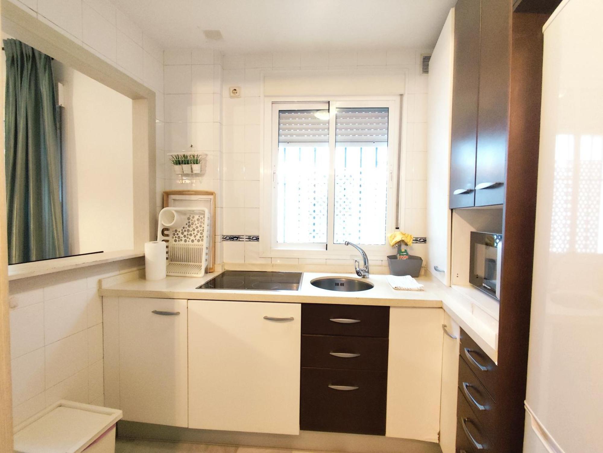 Apartamento San Luis. Plaza De Parking Gratis!!! Sevilha Exterior foto