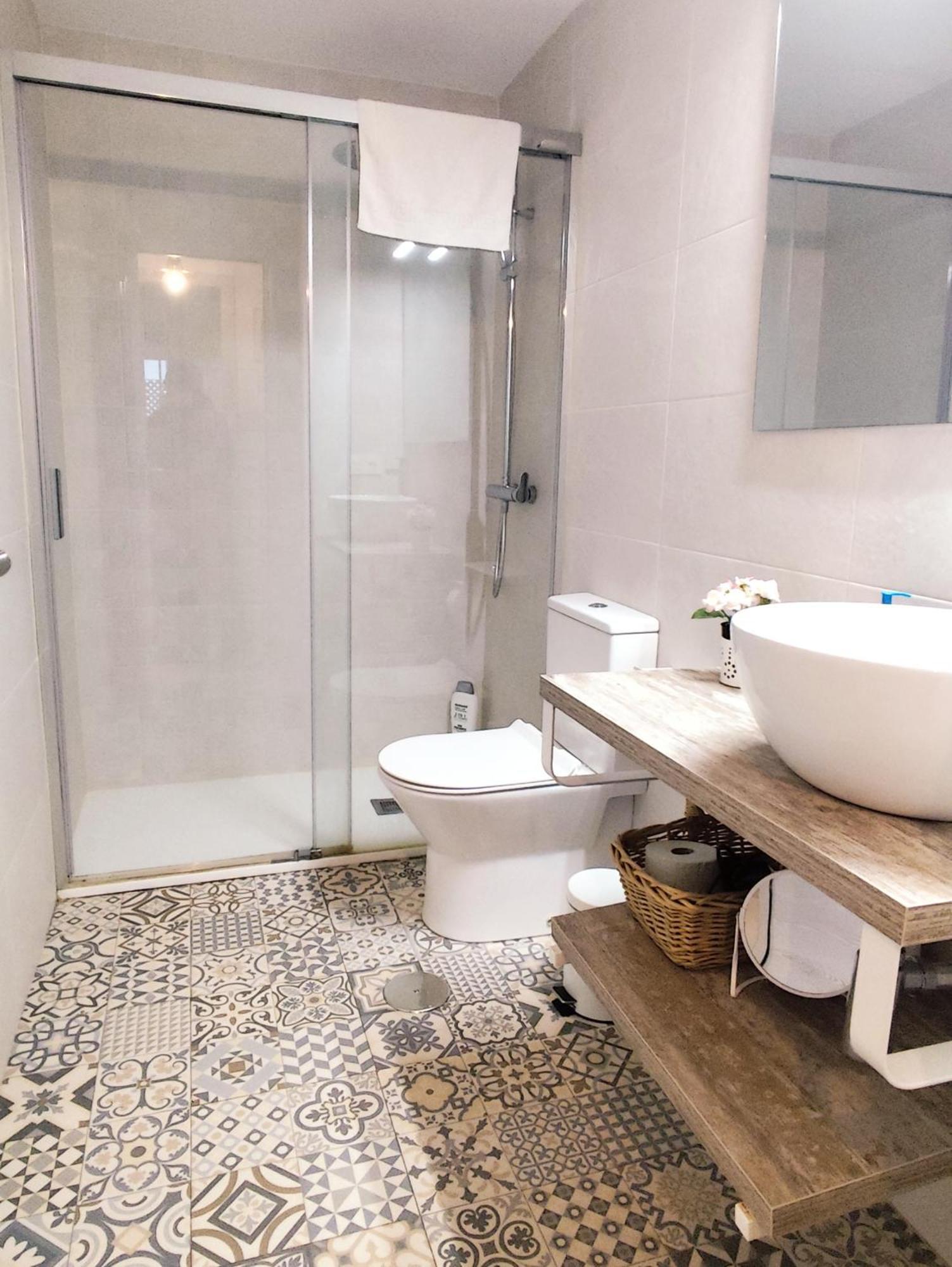 Apartamento San Luis. Plaza De Parking Gratis!!! Sevilha Exterior foto